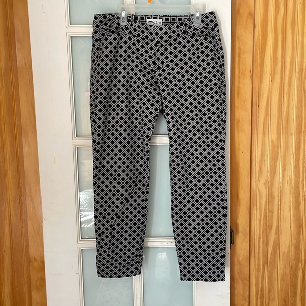 Old Navy THE/LE Pixie pants